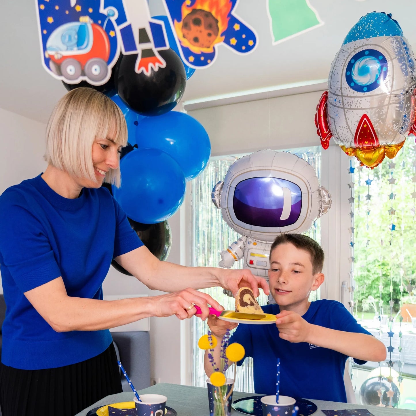 little Birthday® Folien-Luftballon Rakete XL