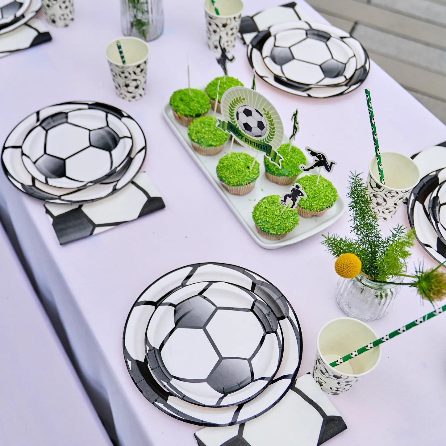 little Birthday® Fußball Geburtstags-Mottobox